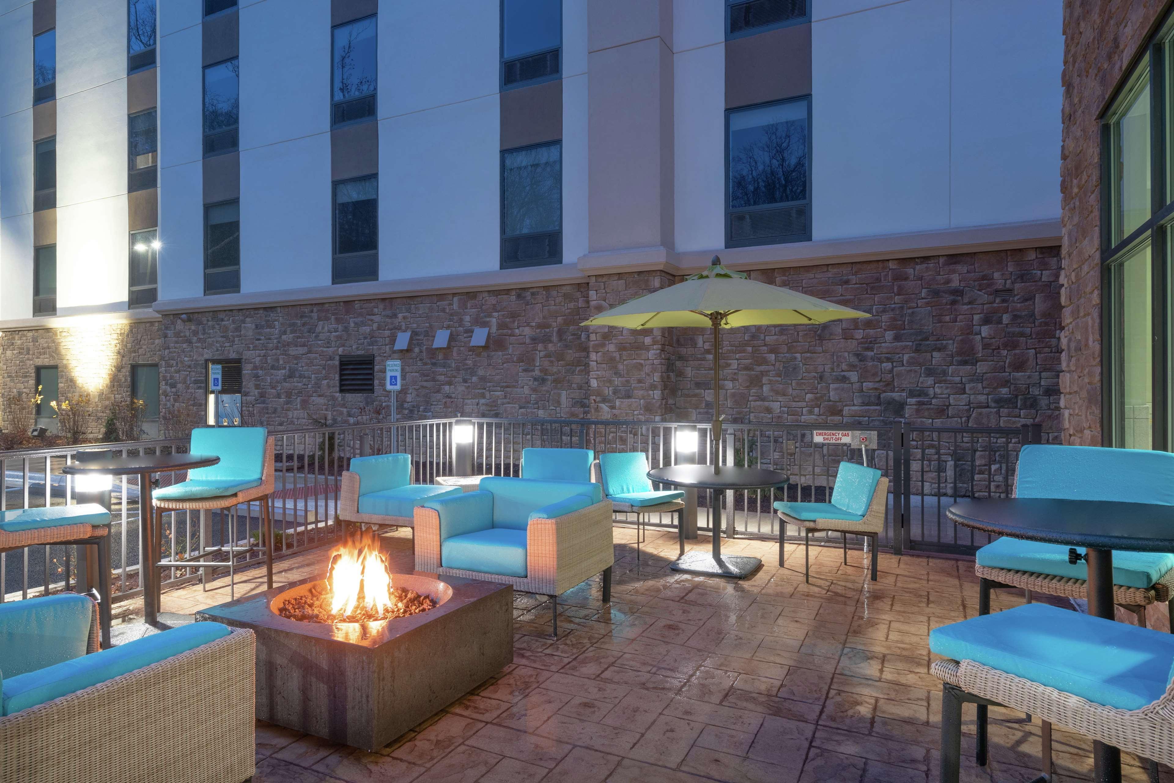 Hampton Inn Weston, Wv Exteriör bild